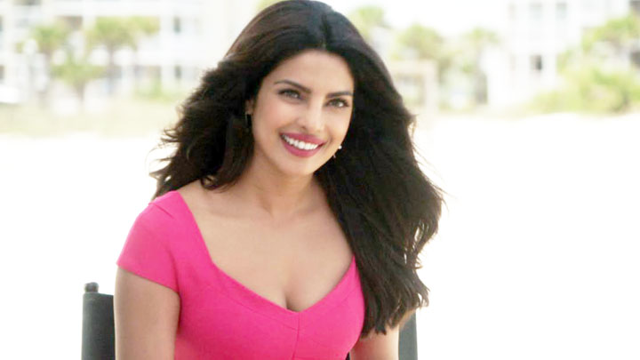 Baywatch’s New Trailer: Priyanka Chopra’s Wicked HOTNESS Baywatch’s New Trailer: Priyanka Chopra’s Wicked HOTNESS
