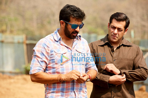 tubelight 28