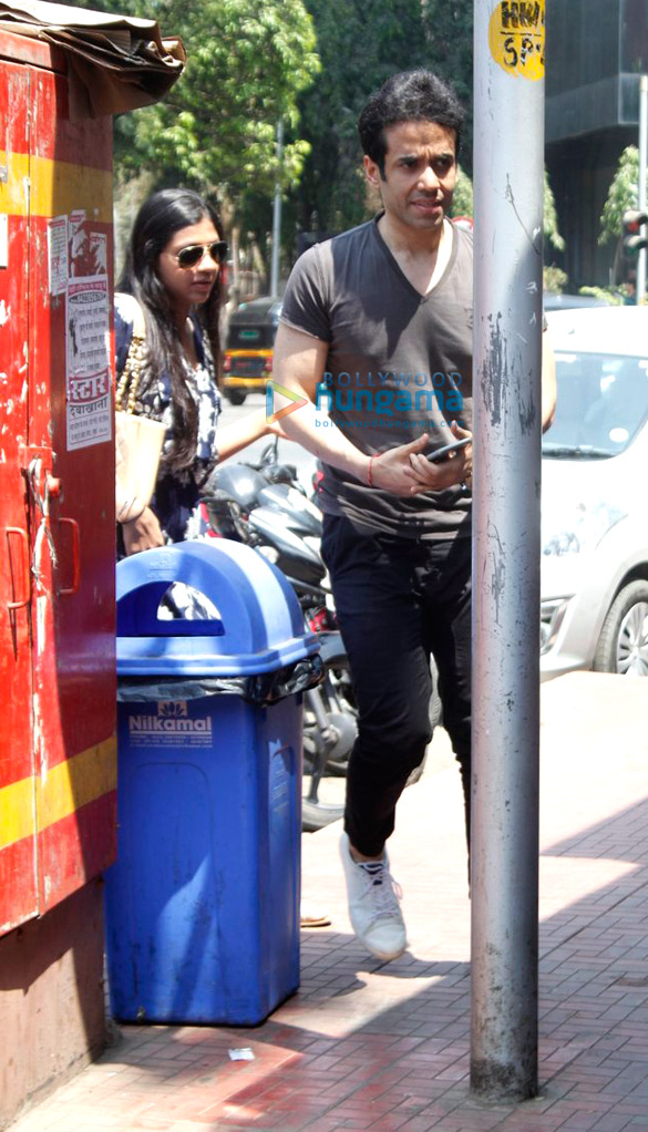 Tusshar Kapoor snapped with a mystery girl at Bastian Tusshar Kapoor snapped with a mystery girl at Bastian