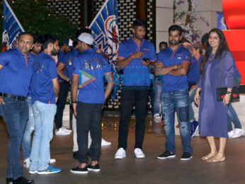 Mumbai Indians celebrates IPL 2017 victory at Ambani's house