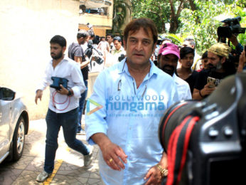 Aamir Khan, Kiran Rao, Kajol and others attend Reema Lagoo's funeral