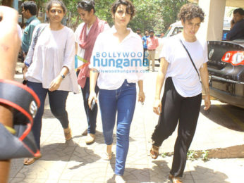Aamir Khan, Kiran Rao, Kajol and others attend Reema Lagoo's funeral