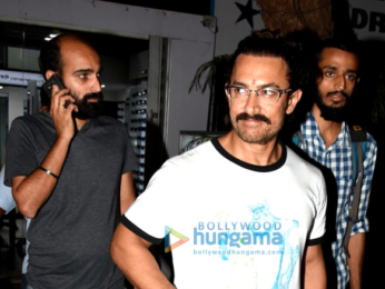 Aamir Khan snapped post collecting his new spectacles in Bandra