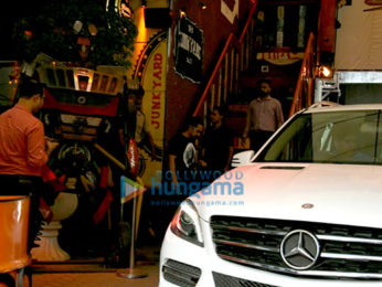 Aamir Khan snapped post spa session in Bandra