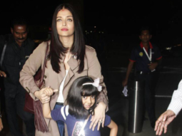 CUTE: Aaradhya Bachchan posing for paparazzi with mom Aishwarya Rai Bachchan is super adorable