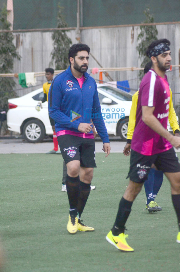 Abhishek Bachchan and Ranbir Kapoor play a friendly football match with the CISF personnels Abhishek Bachchan and Ranbir Kapoor play a friendly football match with the CISF personnels