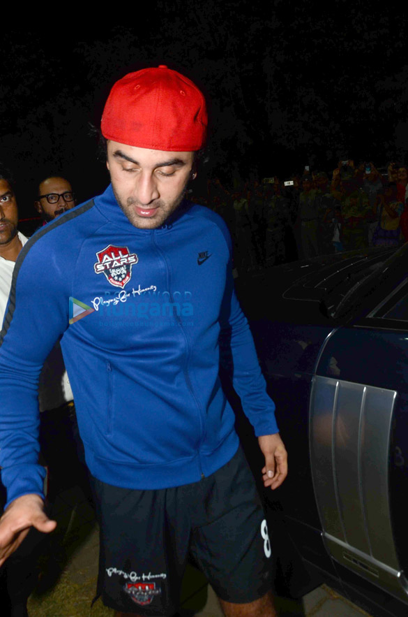 abhishek bachchan and ranbir kapoor play a friendly football match with the cisf personnels 42