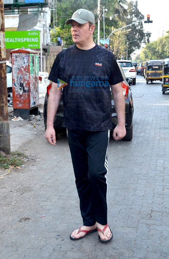 aditya pancholi snapped in bandra 4