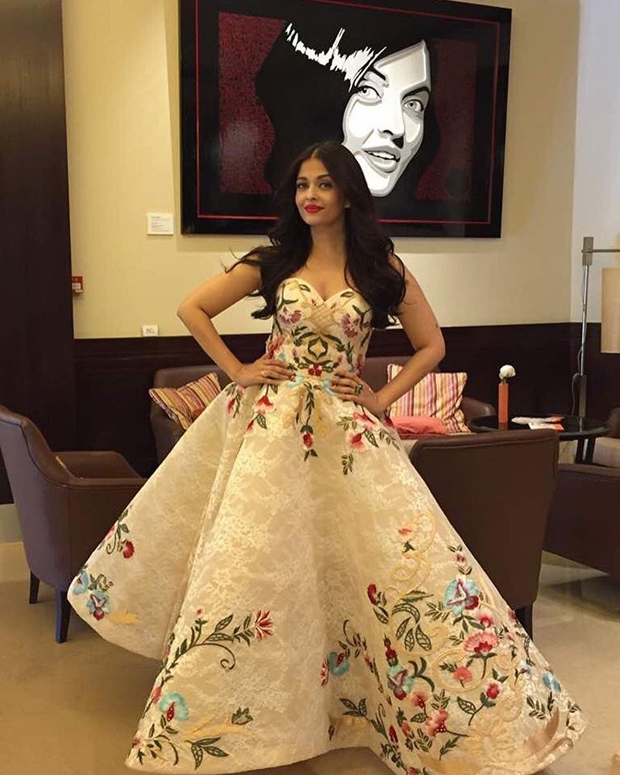 Aishwarya Rai Bachchan looks regal in this floral gown at Cannes 2017-4