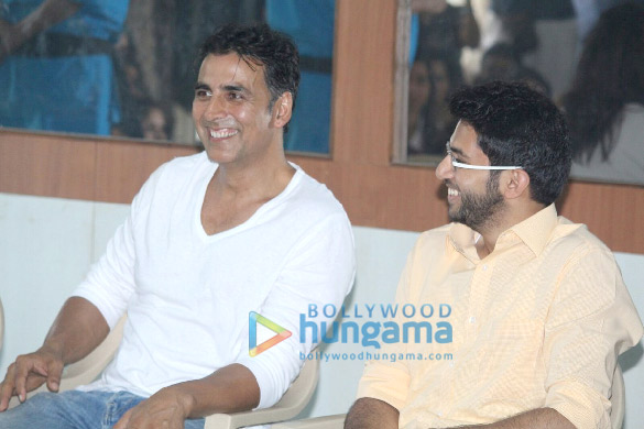 akshay and parineeti grace the self defence academy 4