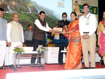 Amitabh Bachchan graces the launch of the 'Darwaza Bandh' campaign