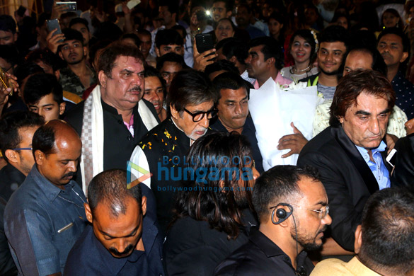 amitabh snapped at a close friends son wedding 4