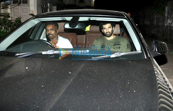 arjun kapoor and aditya roy kapoor snapped at mohit suris house 5