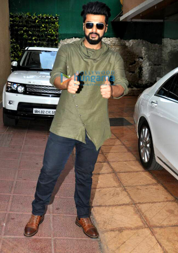 arjun kapoor snapped at half girlfriend promotions 4