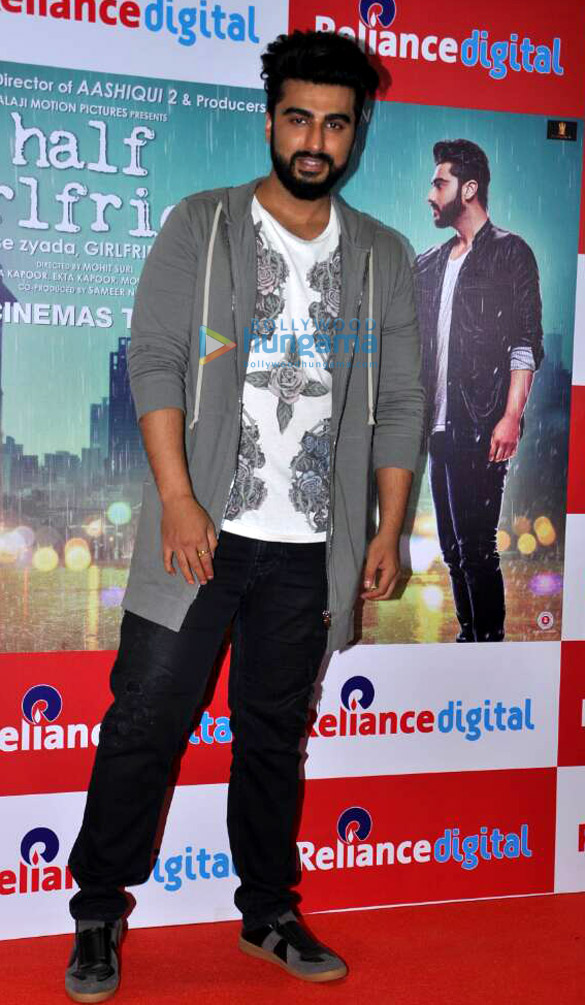 arjun and shraddha snapped at half girlfriend promotions 5