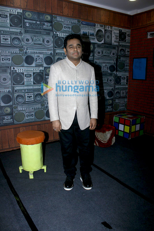 boney kapoor and ar rahman snapped promoting the film mom on zee lil champs 9