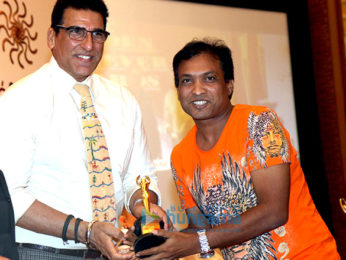 Dheeraj Kumar, Mukesh Rishi and others grace the All India Achievers Awards