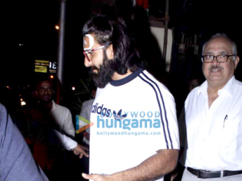 Injured Ranveer Singh snapped post getting treatment at Lilavati Hospital in Mumbai