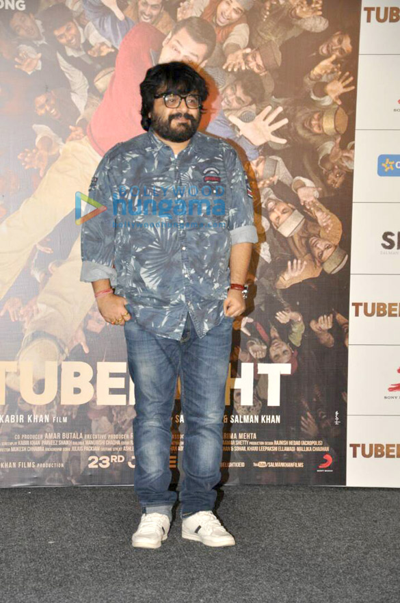 kabir khan and pritam launch the radio song from tubelight 3