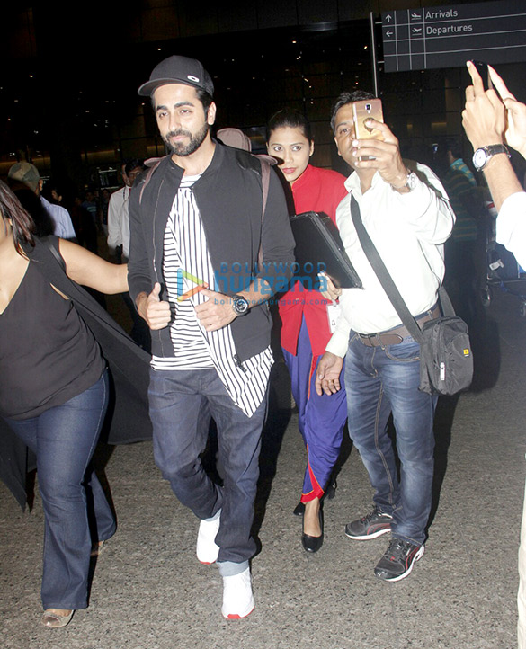 parineeti ayushmann and anil snapped at the airport 5