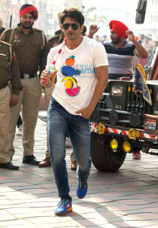 Movie Stills Of The Movie Raabta