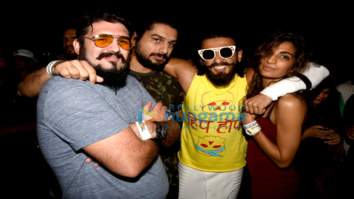 Ranveer Singh snapped at ‘Anti Socials’, Khar