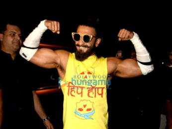 Ranveer Singh snapped at 'Anti Socials', Khar