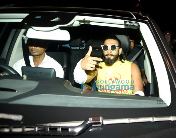 ranveer singh snapped at anti socials khar 6