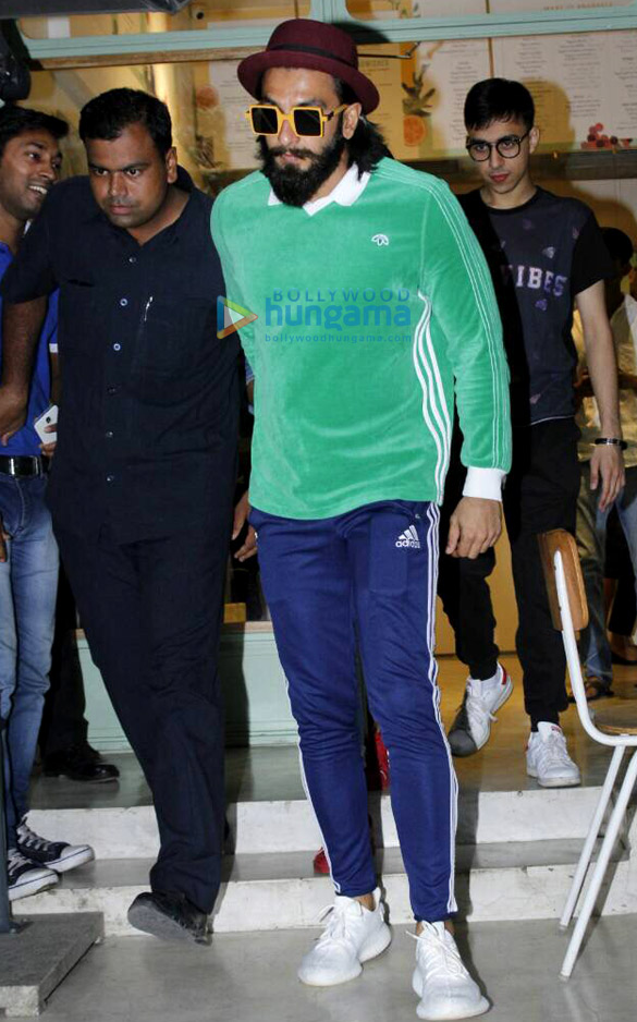 ranveer snapped at the kitchen garden 1