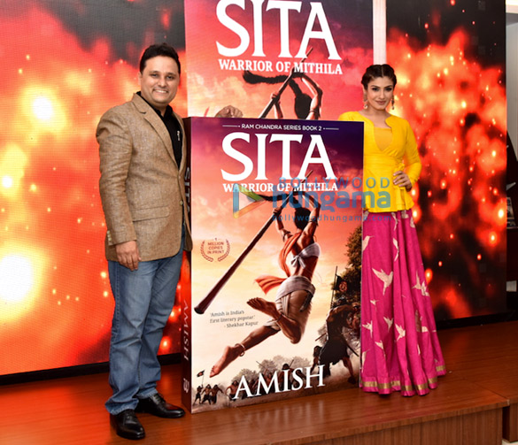 raveena tandon launches the cover of amishs book sita warrior of mithila 1