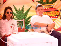 Rishi Kapoor and Neetu Singh snapped at the Krishnaraj bungalow