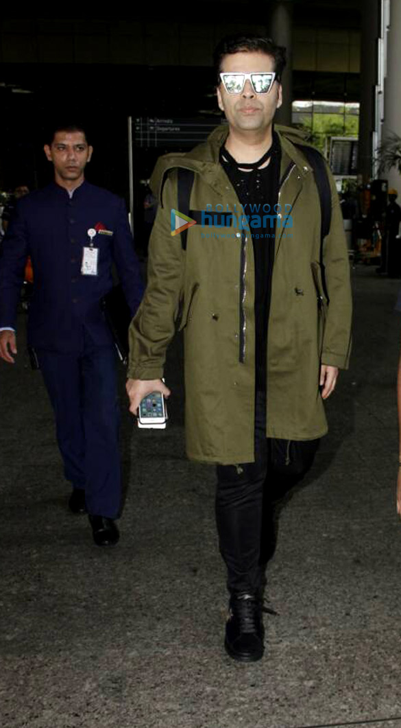 salman khan karan johar sonam kapoor sunil shetty and anil kapoor snapped at the airport 2
