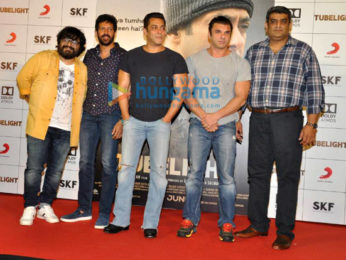 Salman Khan and Sohail Khan at the trailer launch of Tubelight