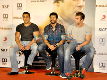 Salman Khan and Sohail Khan at the trailer launch of Tubelight