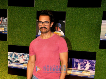 Shah Rukh Khan, Aamir Khan, Bachchans, Ambanis and others grace the premiere of 'Sachin – A Billion Dreams'