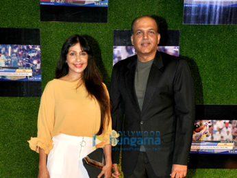 Shah Rukh Khan, Aamir Khan, Bachchans, Ambanis and others grace the premiere of 'Sachin – A Billion Dreams'