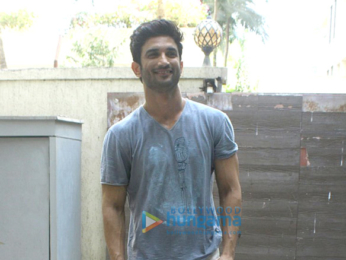 Sushant Singh Rajput and Kriti Sanon snapped at 'Raabta' promotions