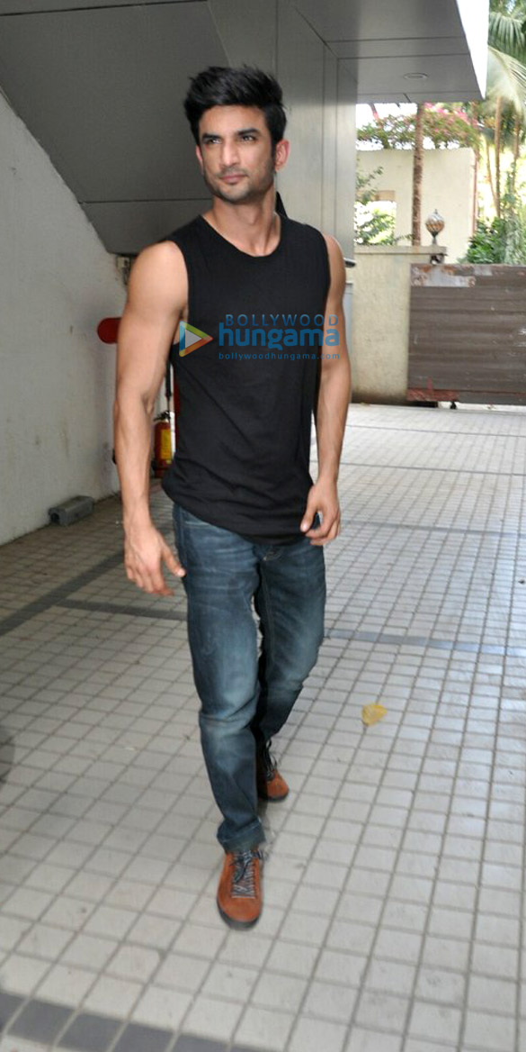 sushant singh rajput snapped promoting his film raabta 2