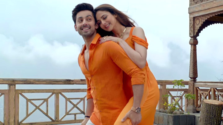 Sweetiee Weds NRI’s New Song O Saathiya Sweetiee Weds NRI’s New Song O Saathiya