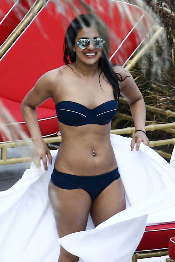 These pictures of Priyanka Chopra in a SEXY bikini as the beach babe is breaking the internet and here’s why2
