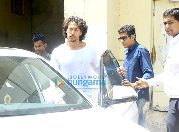 tiger shroff snapped at filmistan 1