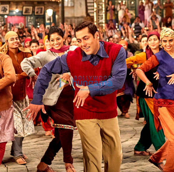tubelight 12 2