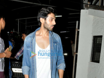 Varun Dhawan, Sonakshi Sinha, Jhanvi Kapoor and others snapped at the screening of the film 'Baywatch'