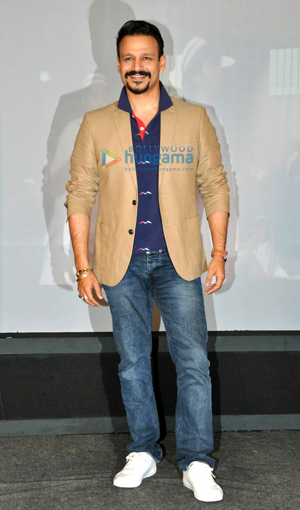 vivek oberoi ritiesh deshmukh and rhea chakraborty snapped at bank chor promotions 2
