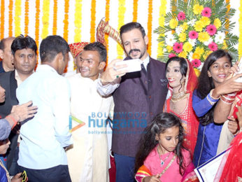 Vivek Oberoi gifts new house to acid attack survivor