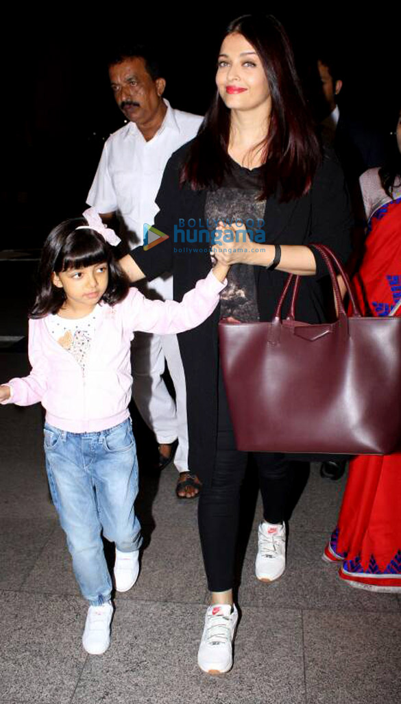 aishwarya and her daughter aaradhya depart for london 4