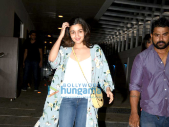 Alia Bhatt snapped post her dinner with friends at Hakassan
