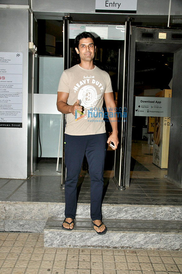 amit gaur snapped post watching hindi medium at pvr juhu 2