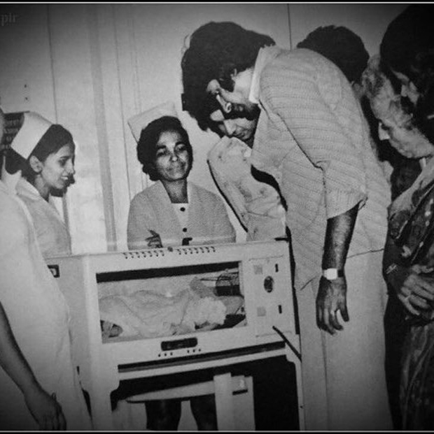 Amitabh Bachchan shares a priceless moment meeting a new born Abhishek Bachchan-1