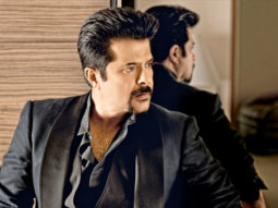 OMG! Anil Kapoor indulges in a close shave encounter!
